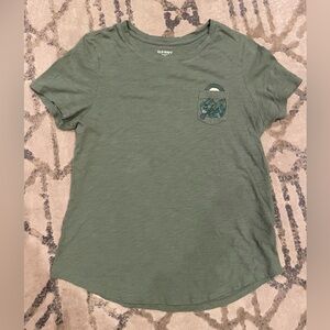 casual women's tee shirt